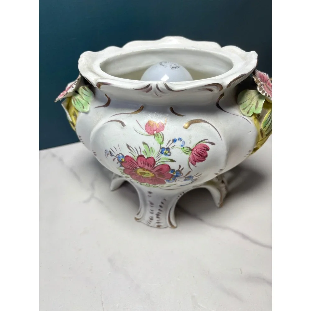 Vintage Italian Capodimonte Style Porcelain Floral Accent Lamp Hand Painted